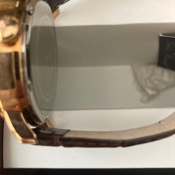 Watches - Picture 5 of 5